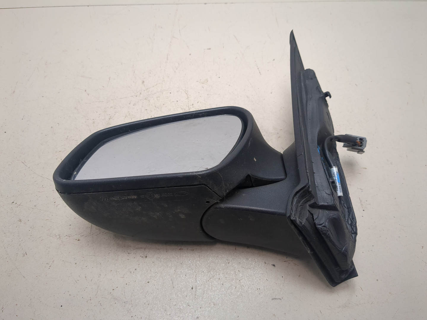 Зеркало левое электрическое