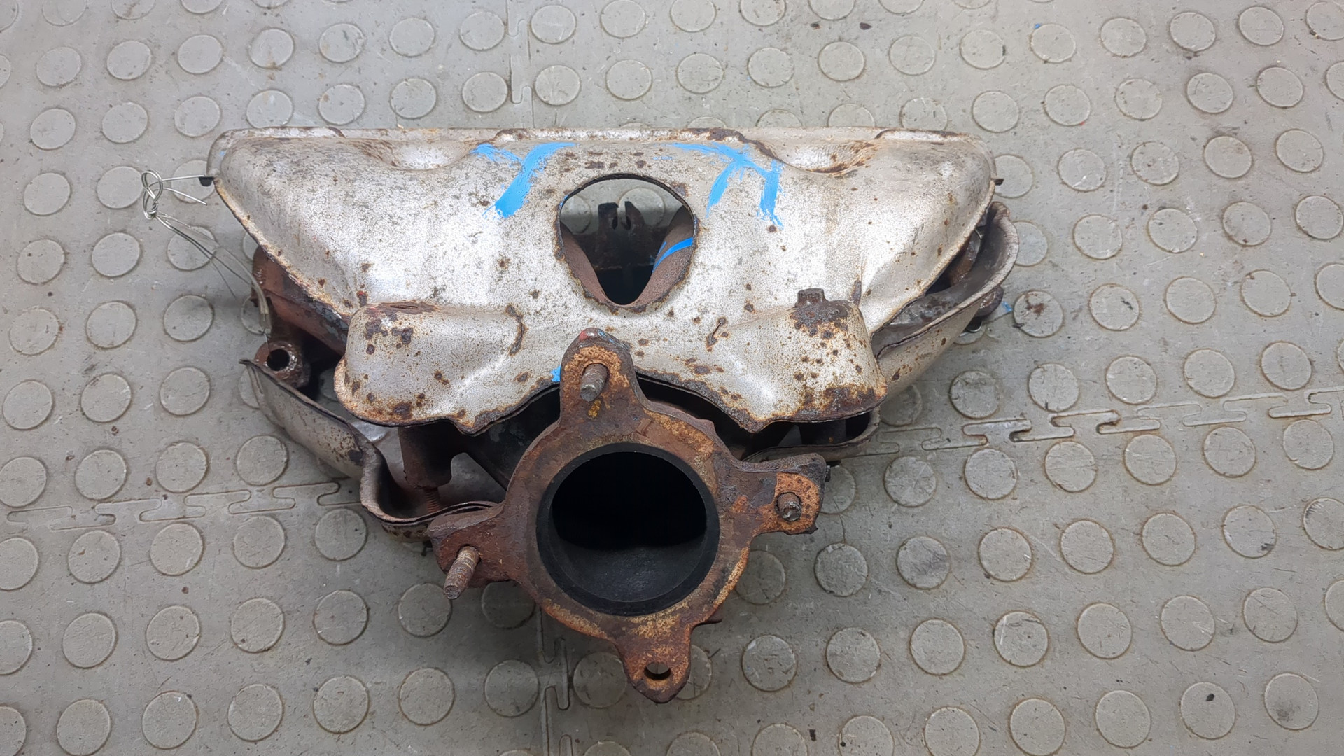 Коллектор выпускной