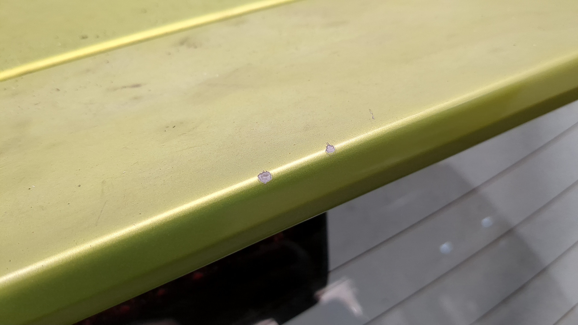 Дверь багажника