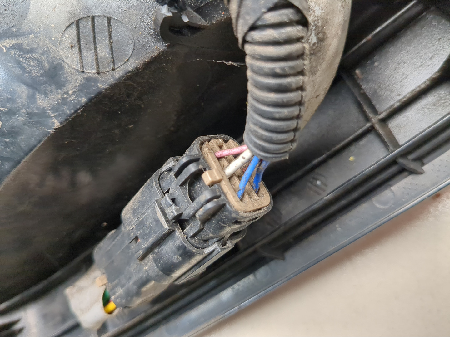 Фонарь задний правый