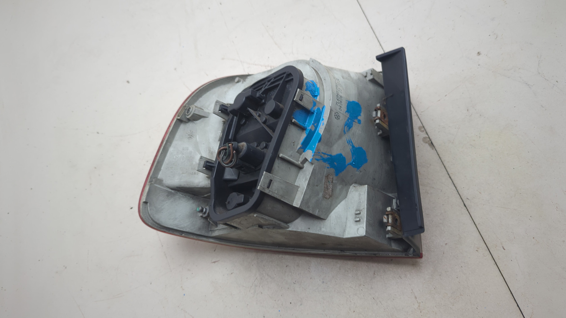 Фонарь задний правый