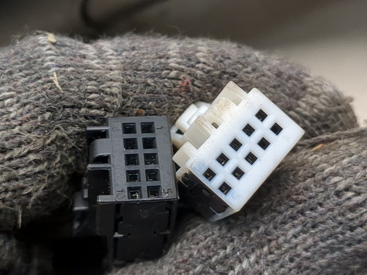 Зеркало правое электрическое