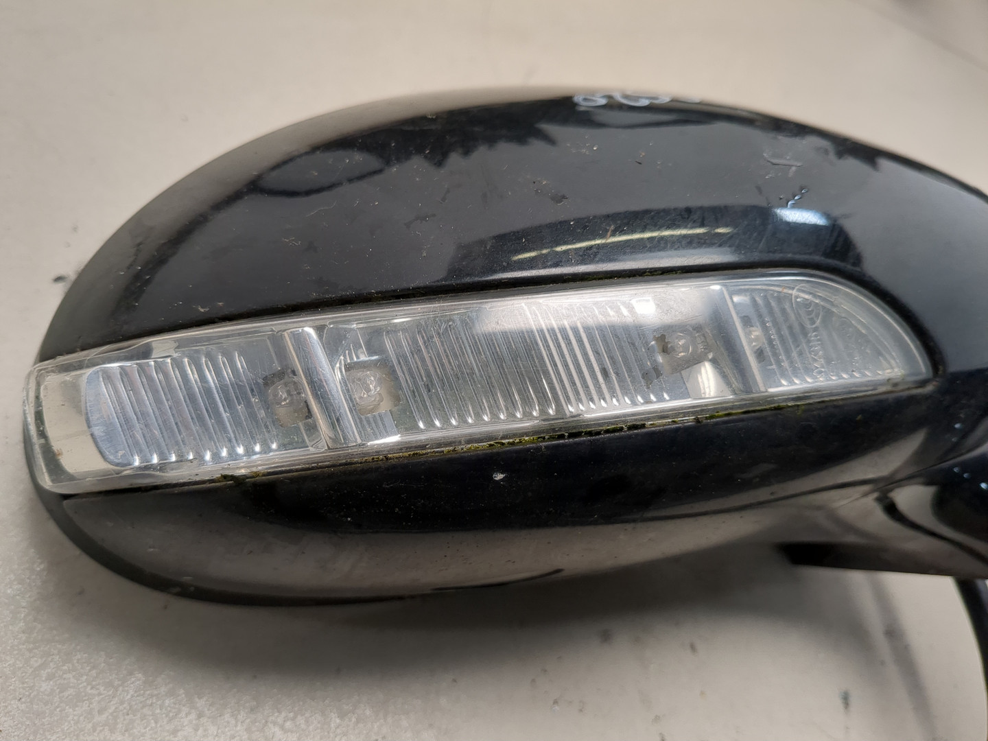 Зеркало правое электрическое