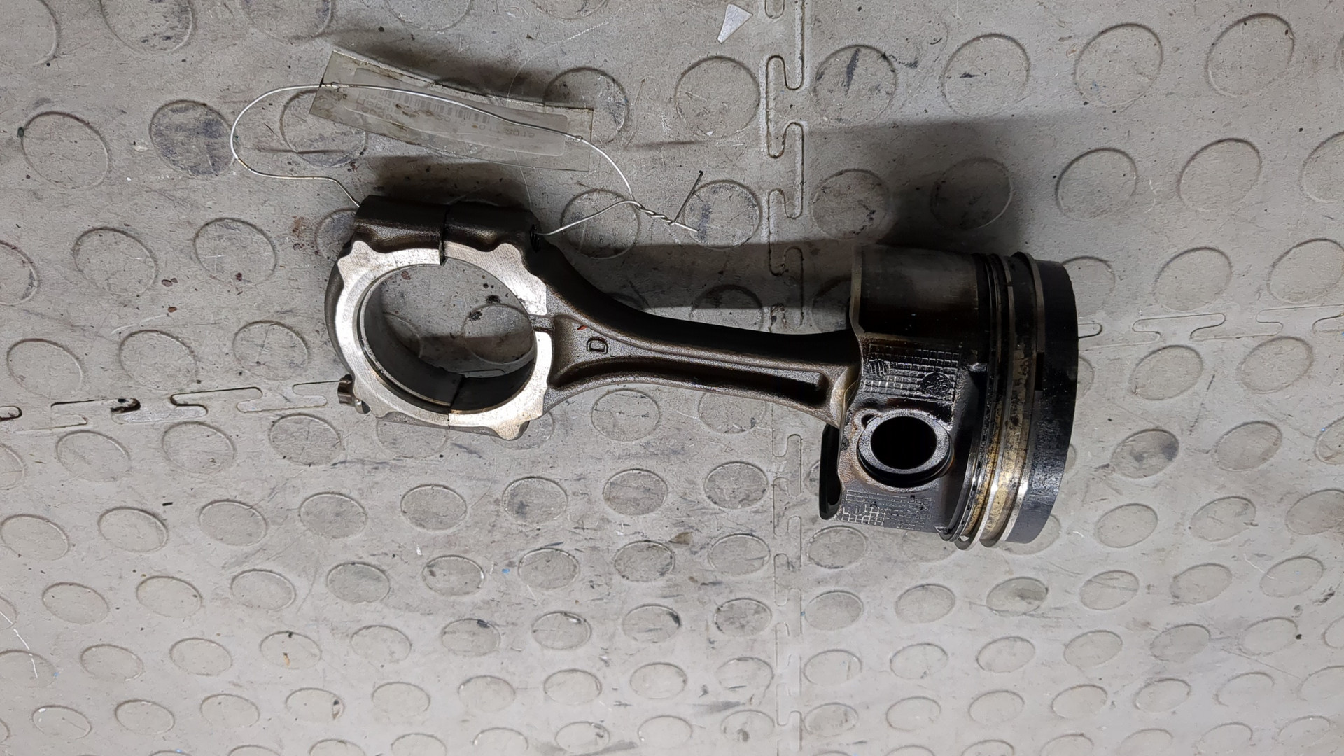 Поршень для CX-5 (KE) 2011-2017