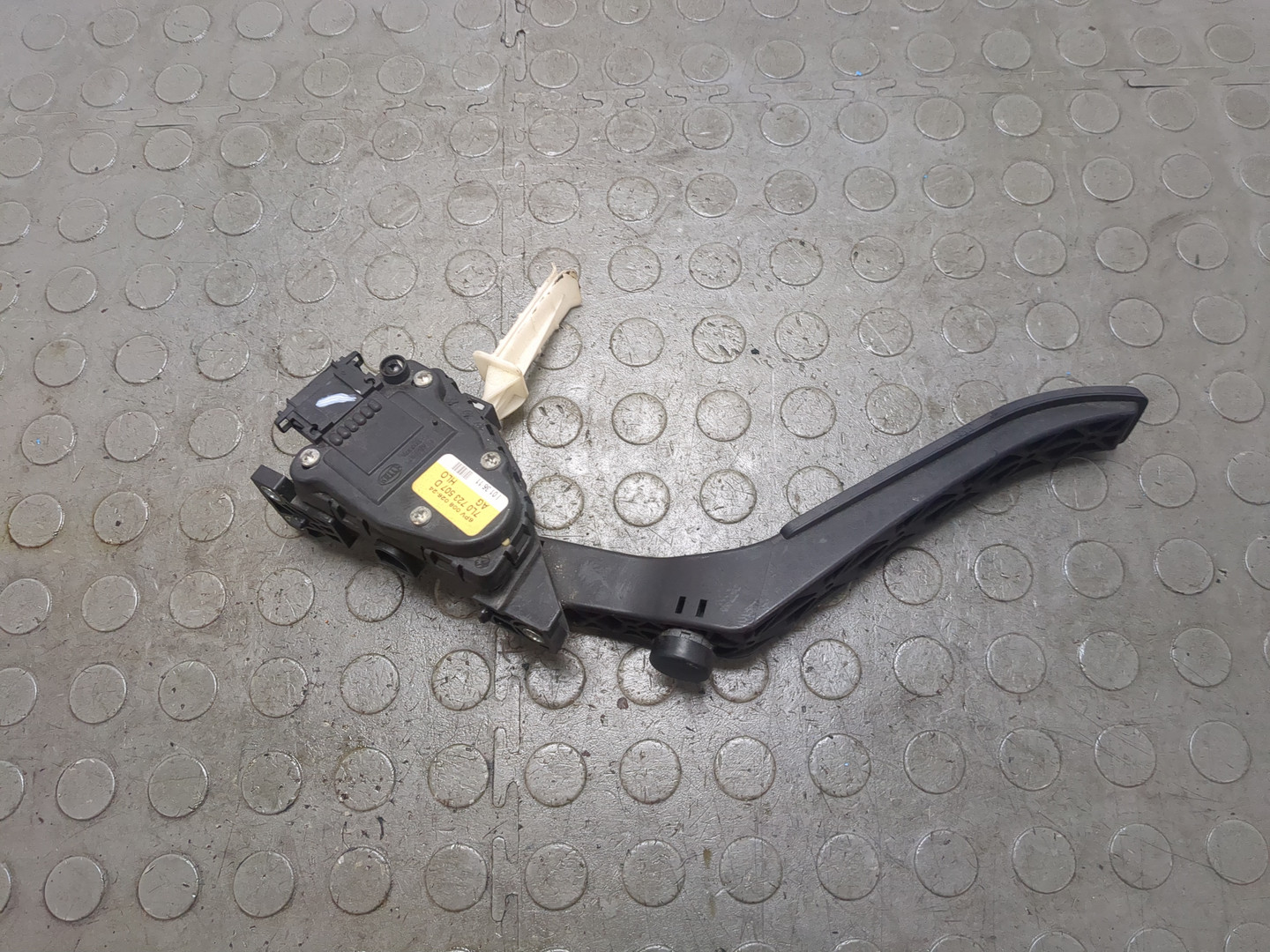 Педаль газа