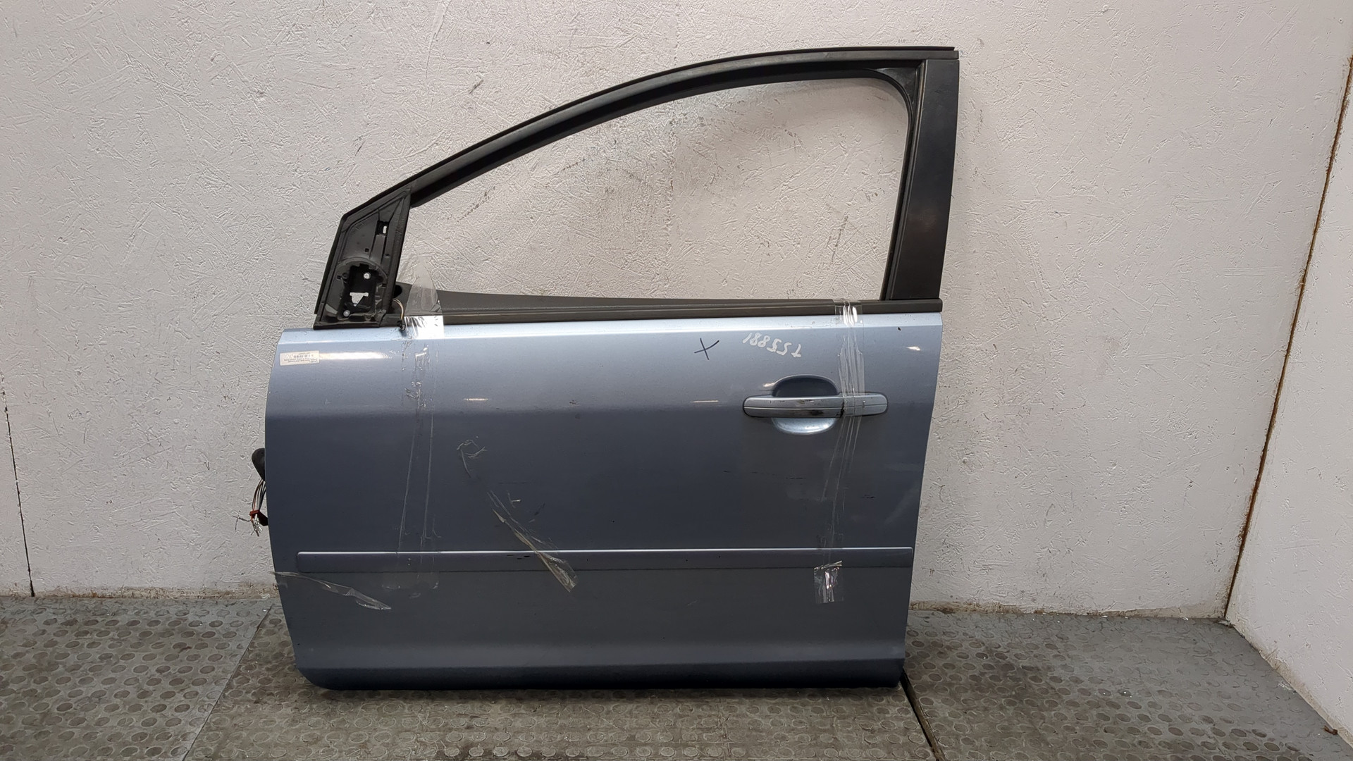 Дверь передняя левая