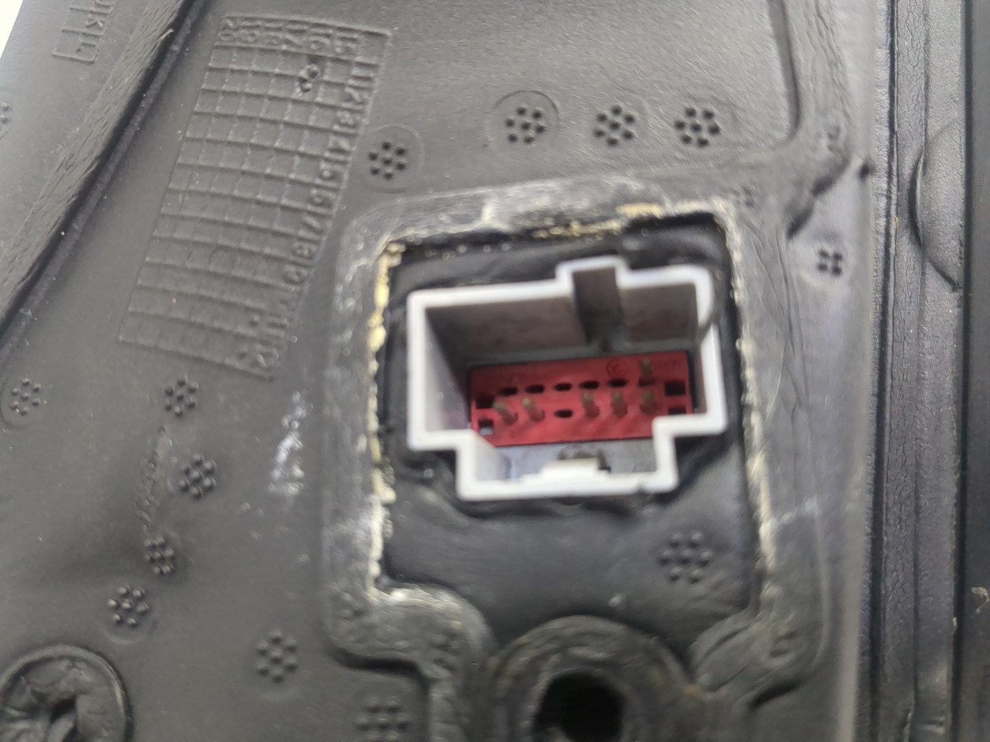 Зеркало правое электрическое