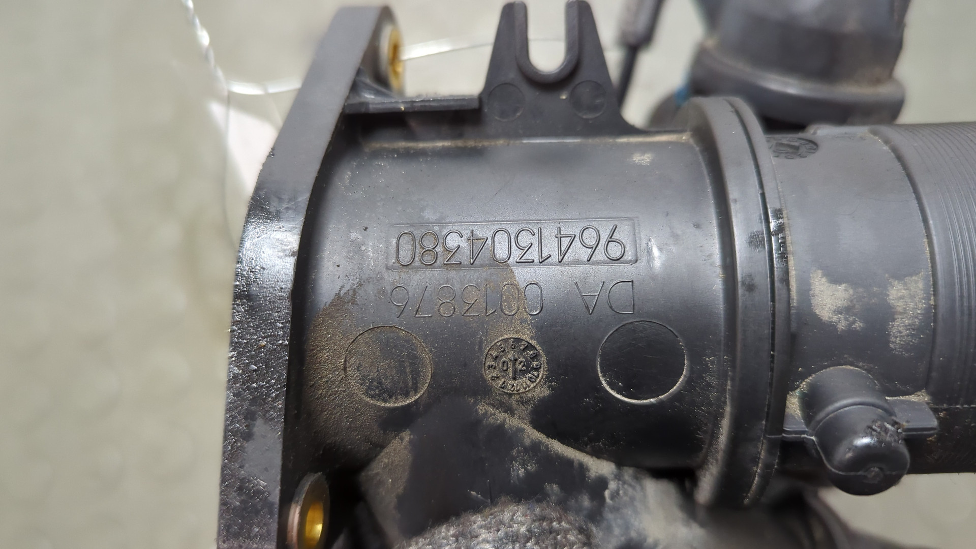 Заслонка дроссельная электрическая