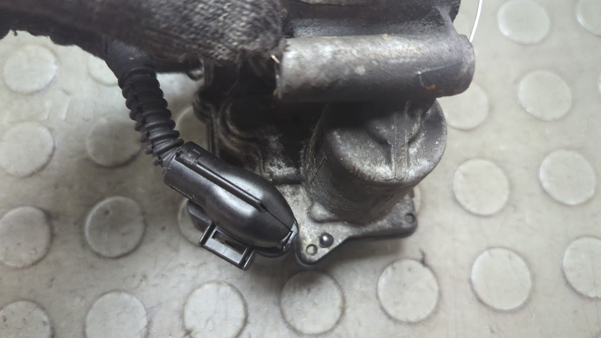 Заслонка дроссельная электрическая