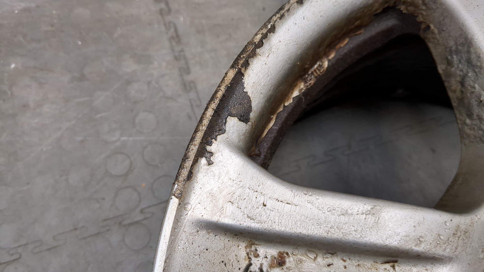 Диски колесные литые 4 шт