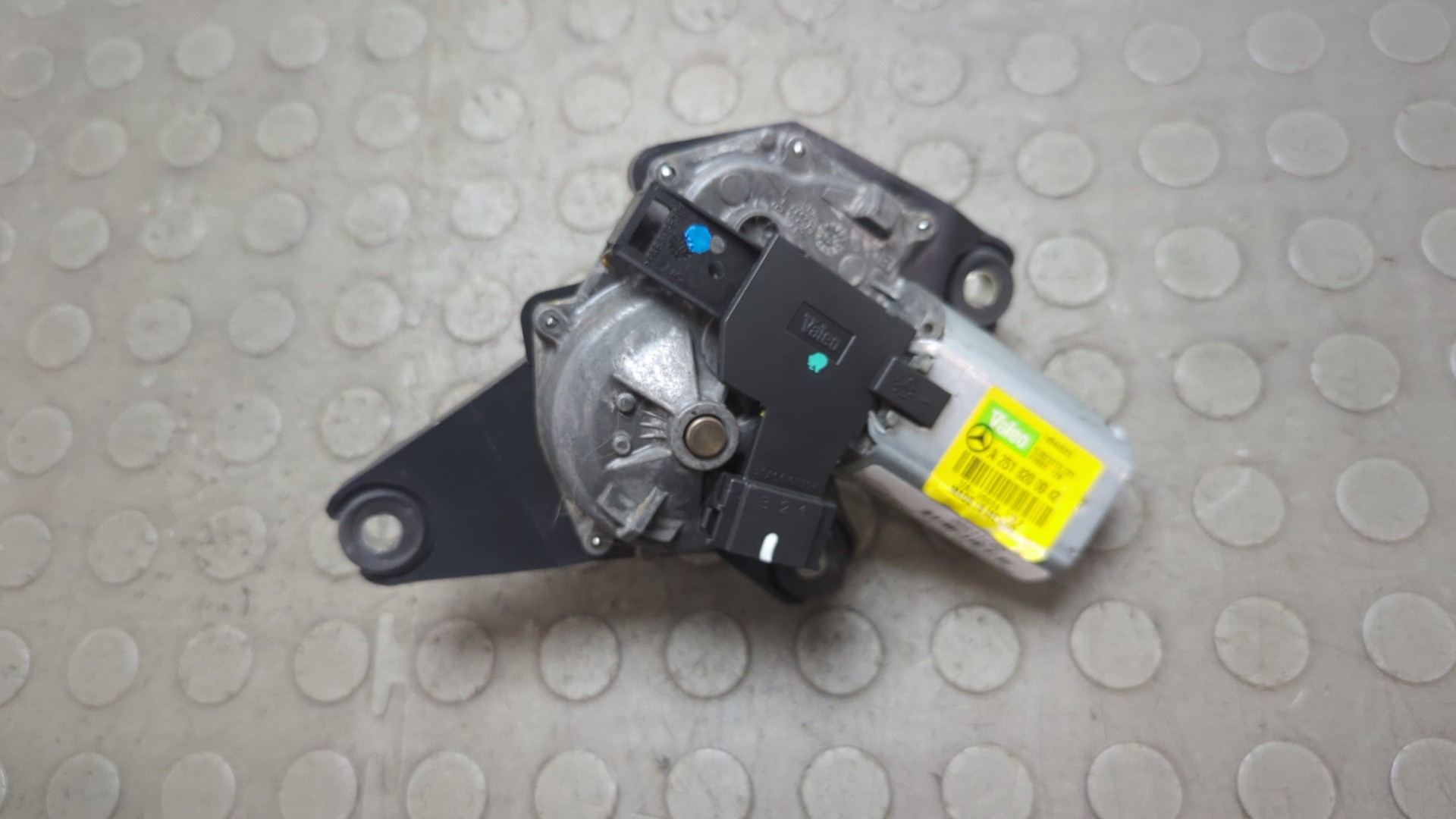 Моторчик стеклоочистителя задний