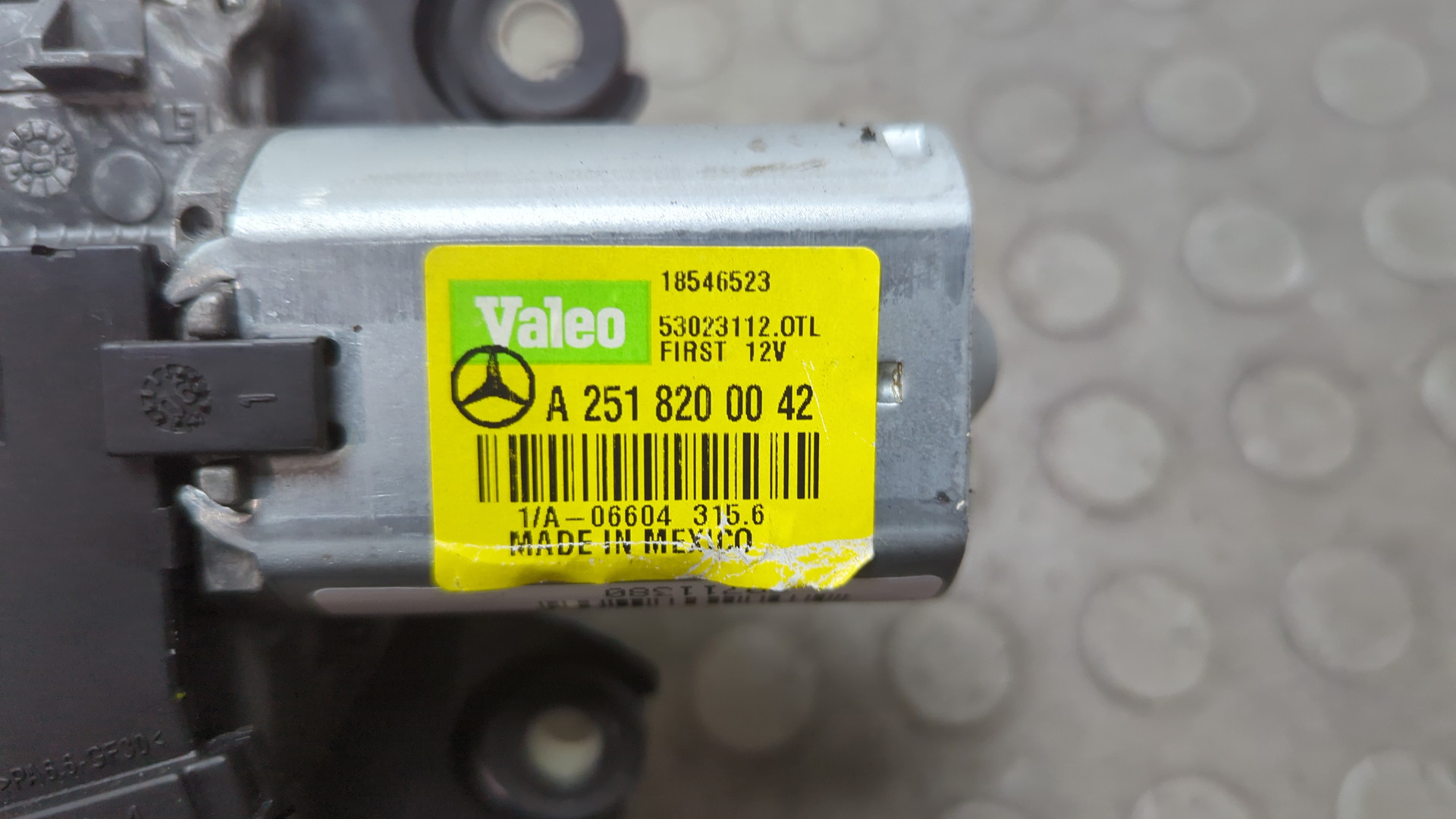 Моторчик стеклоочистителя задний