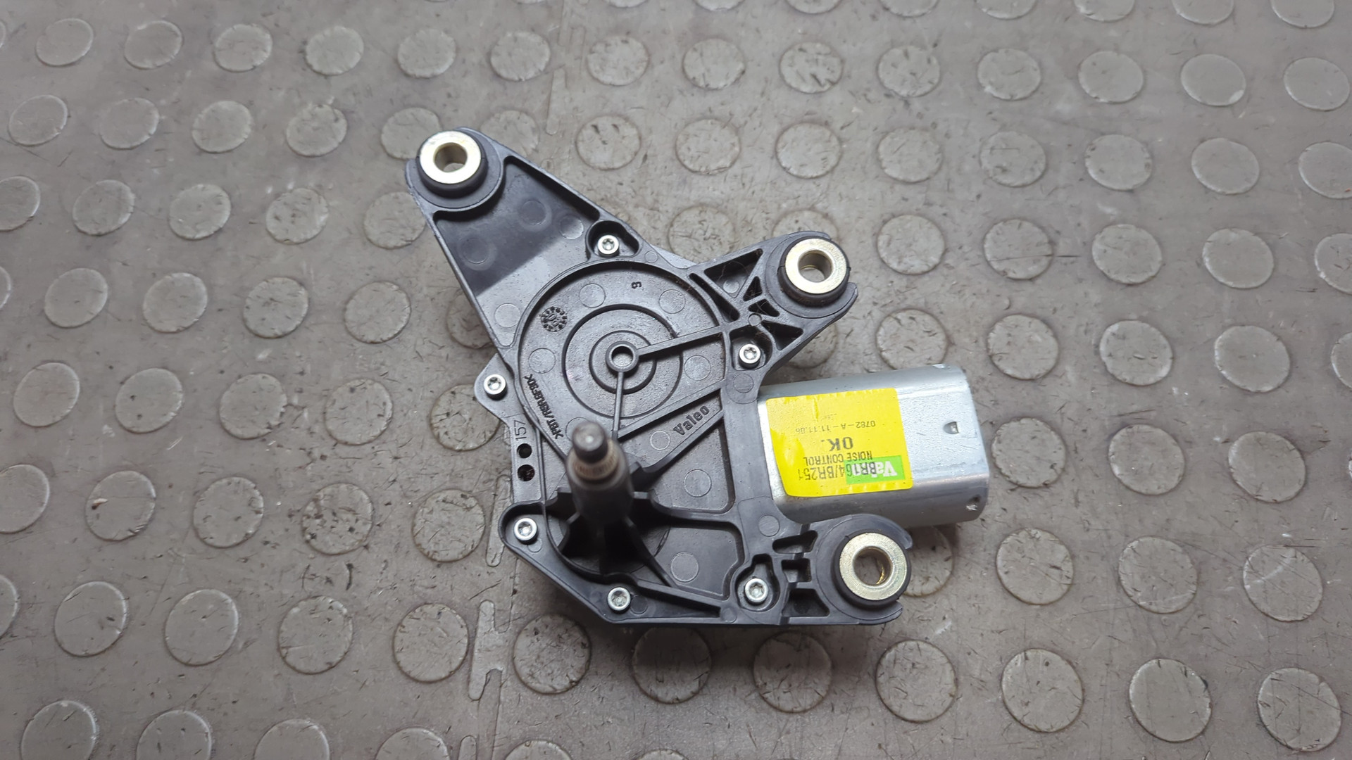 Моторчик стеклоочистителя задний