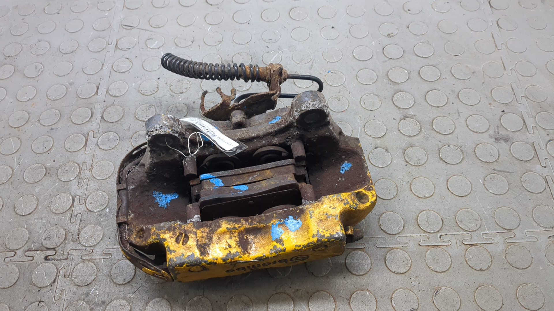 Суппорт задний правый