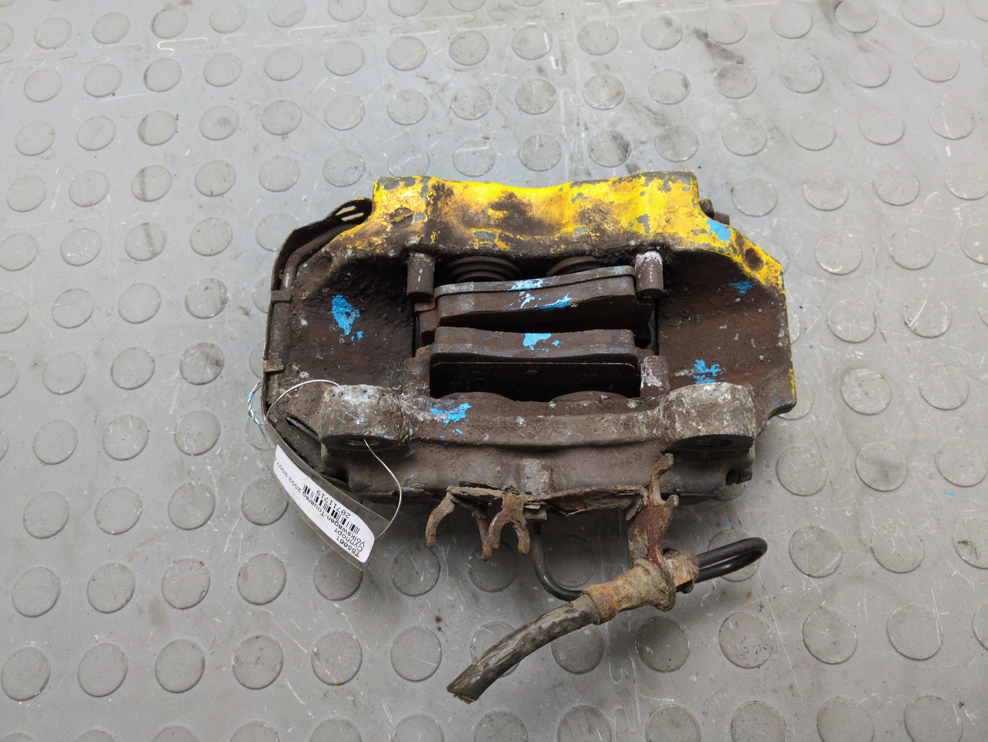 Суппорт задний левый