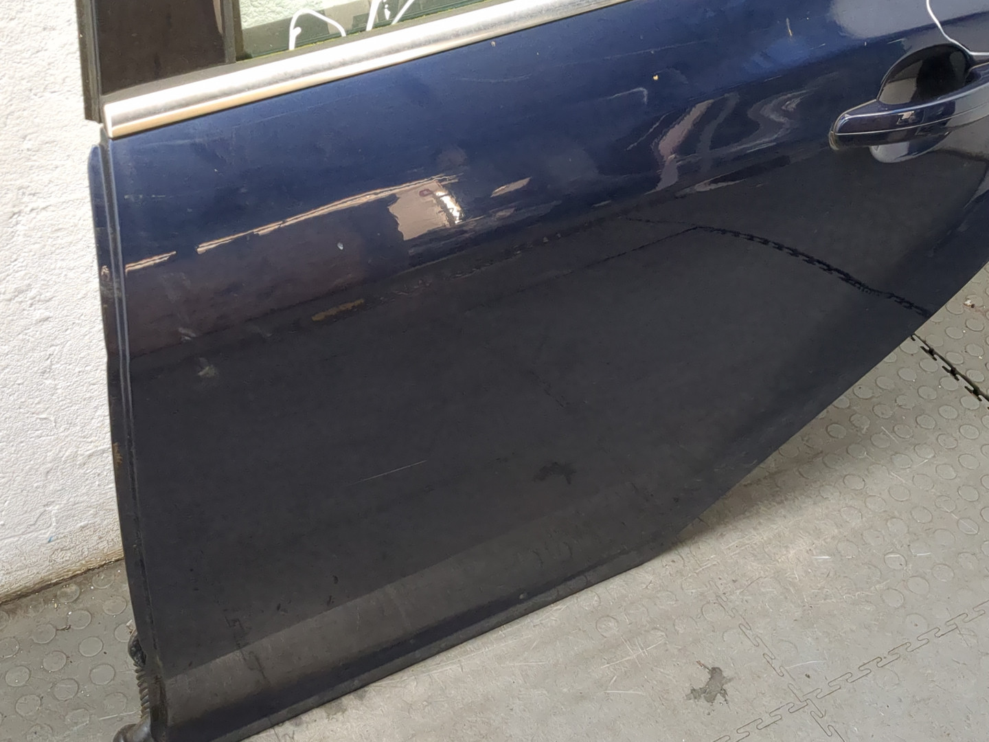 Дверь задняя левая