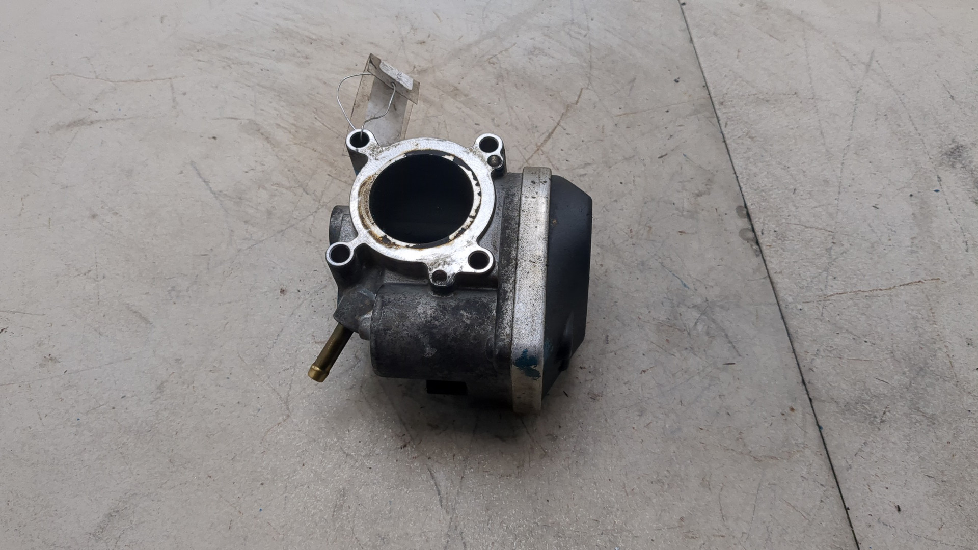 Заслонка дроссельная электрическая