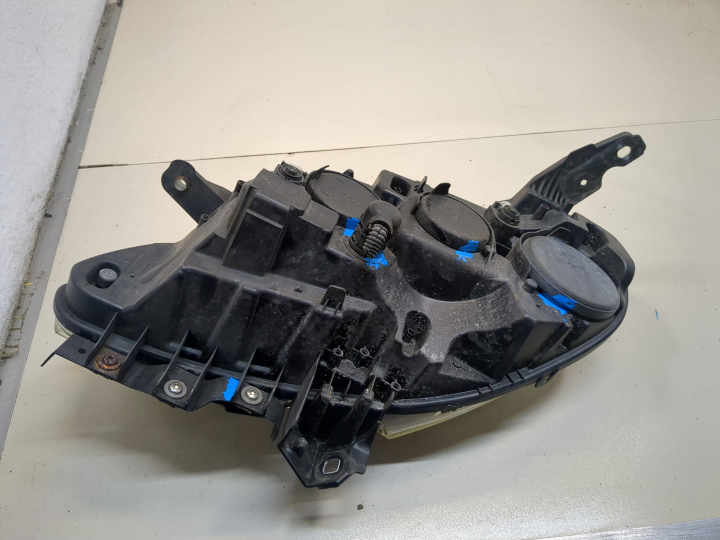 Фара правая