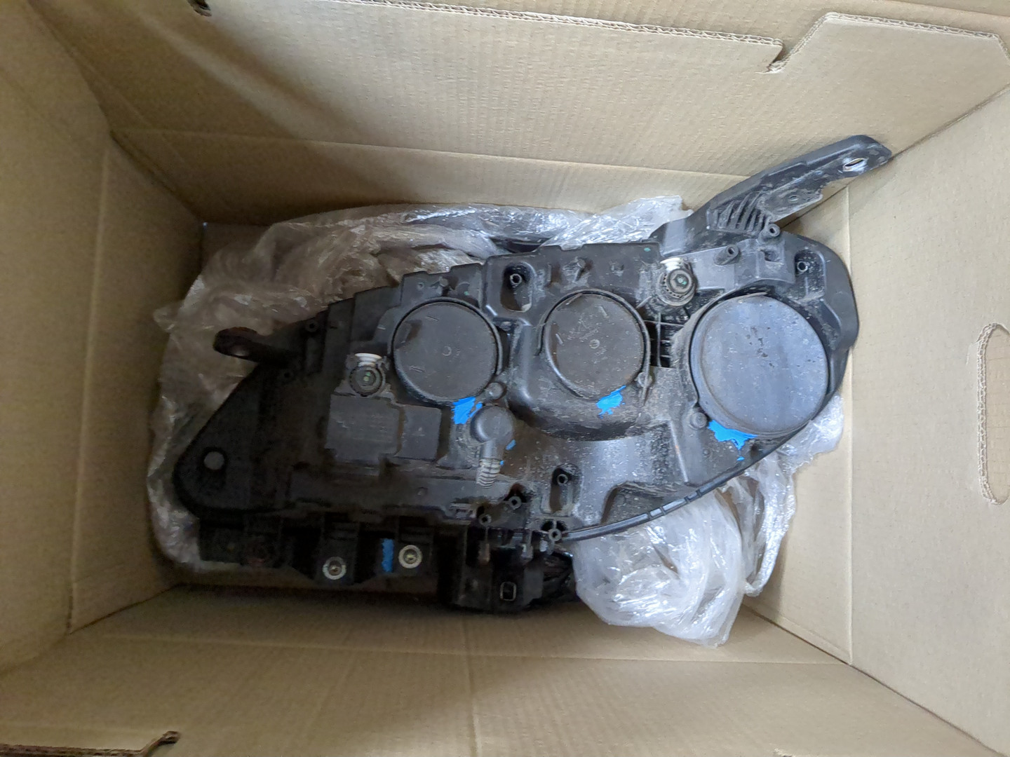 Фара правая