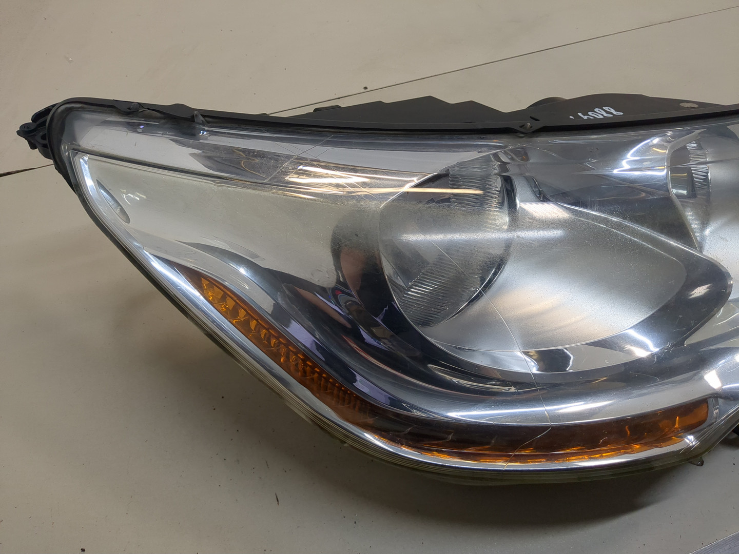 Фара правая