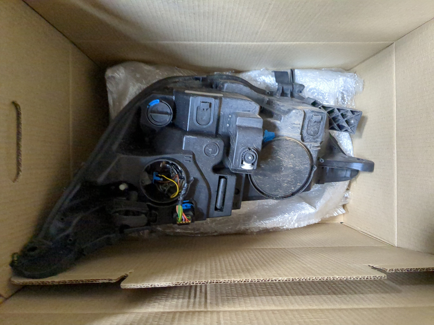 Фара правая