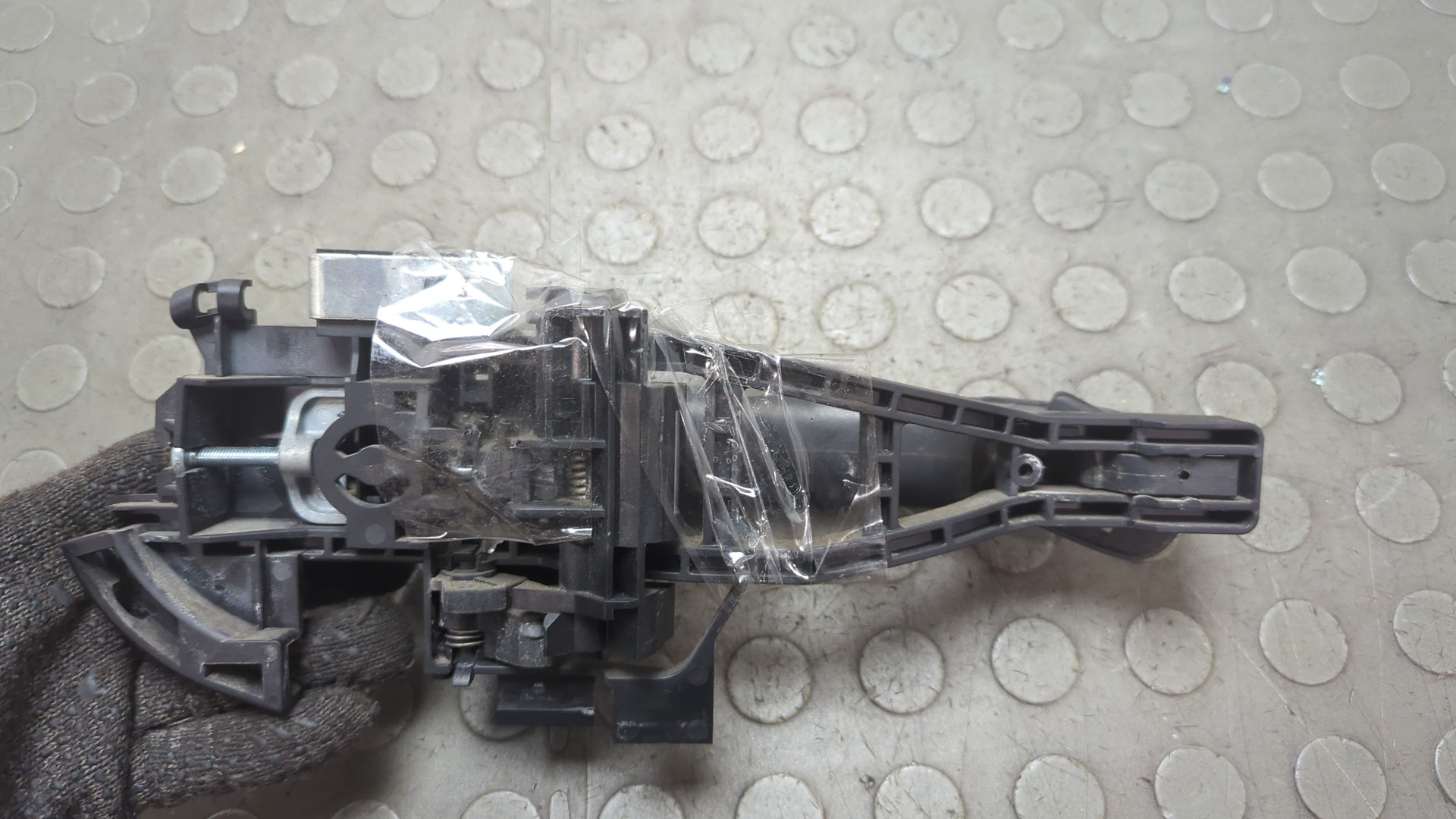 Ручка двери наружная