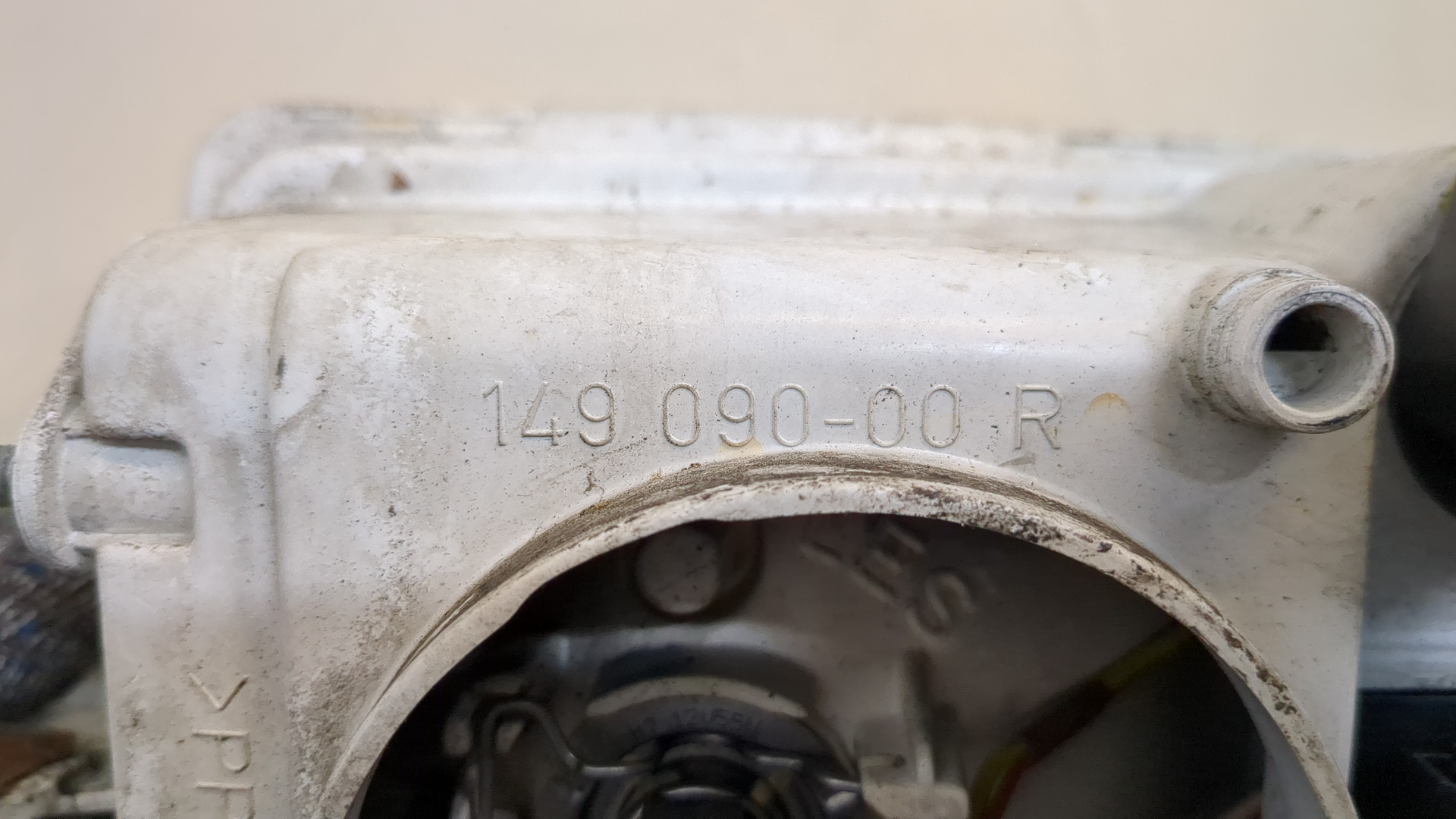 Фара правая