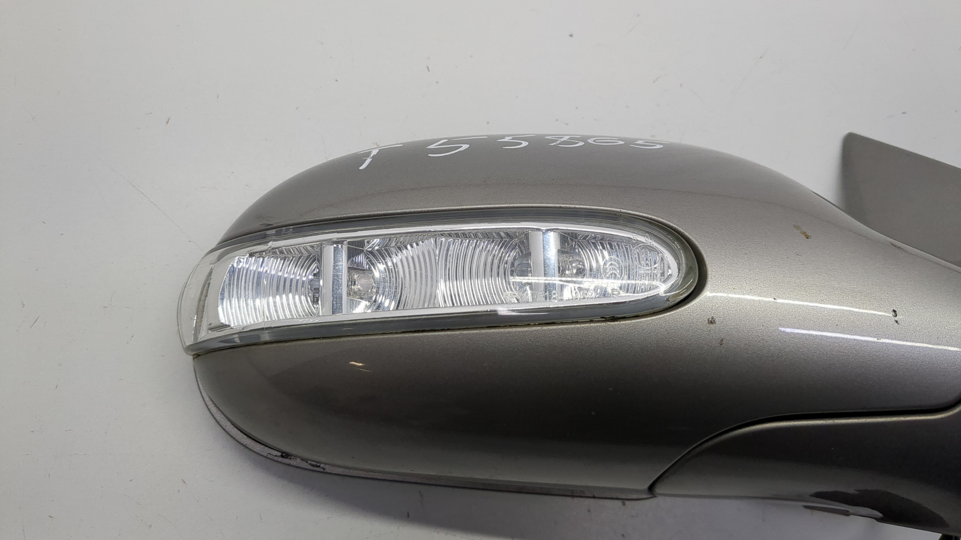 Зеркало правое электрическое