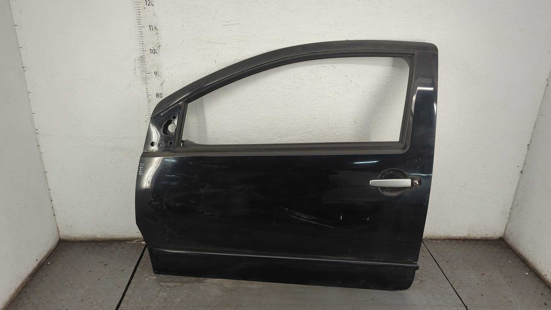 Дверь передняя левая