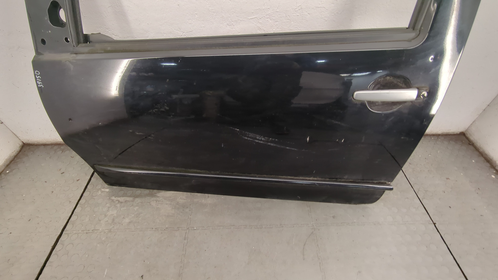 Дверь передняя левая