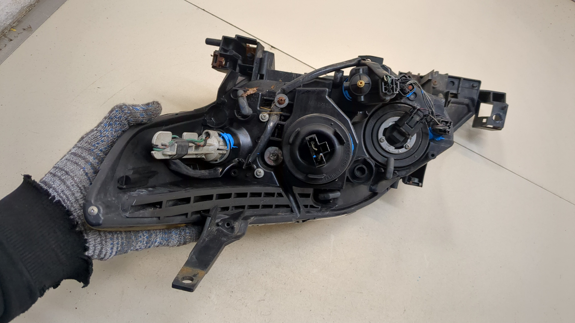 Фара правая