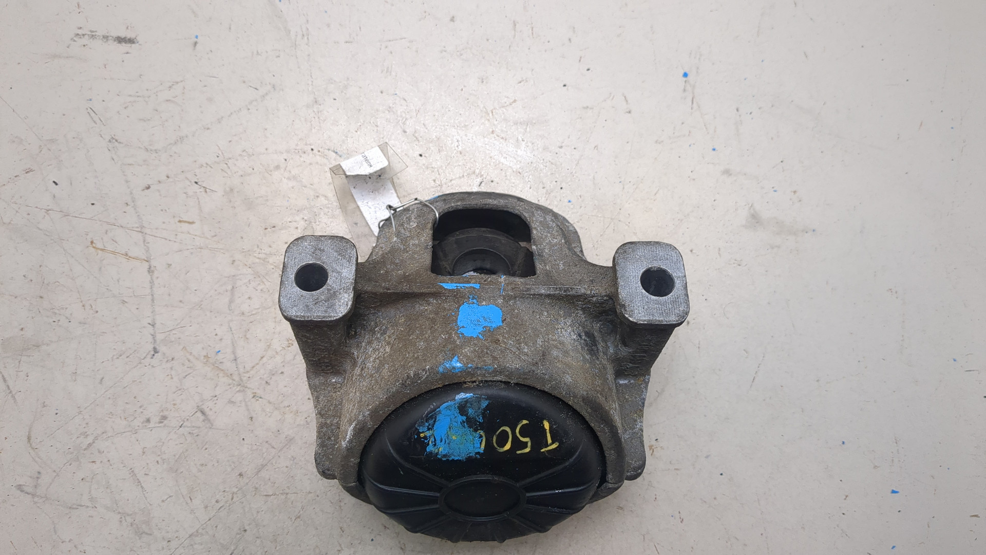 Опора двигателя