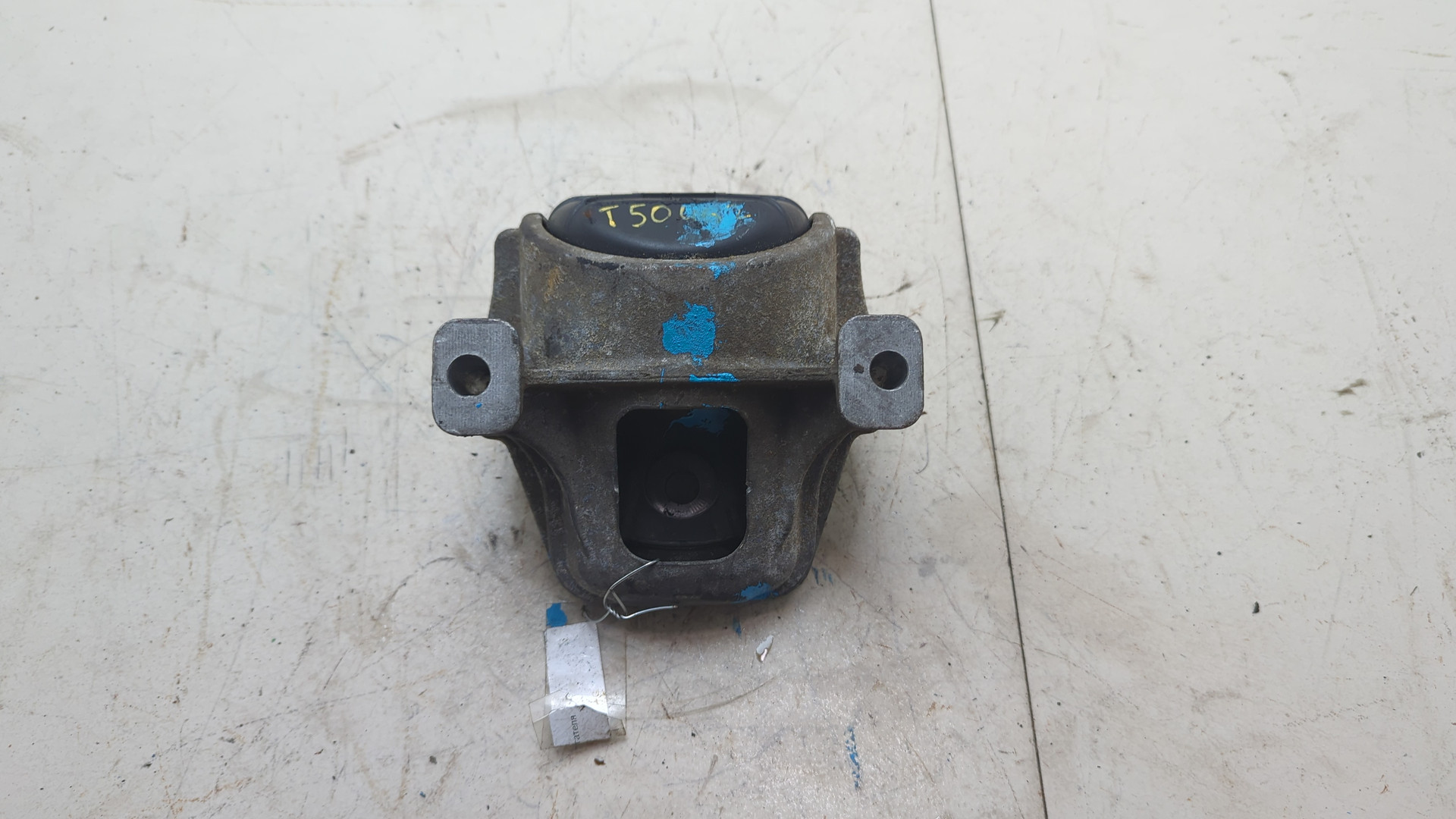 Опора двигателя