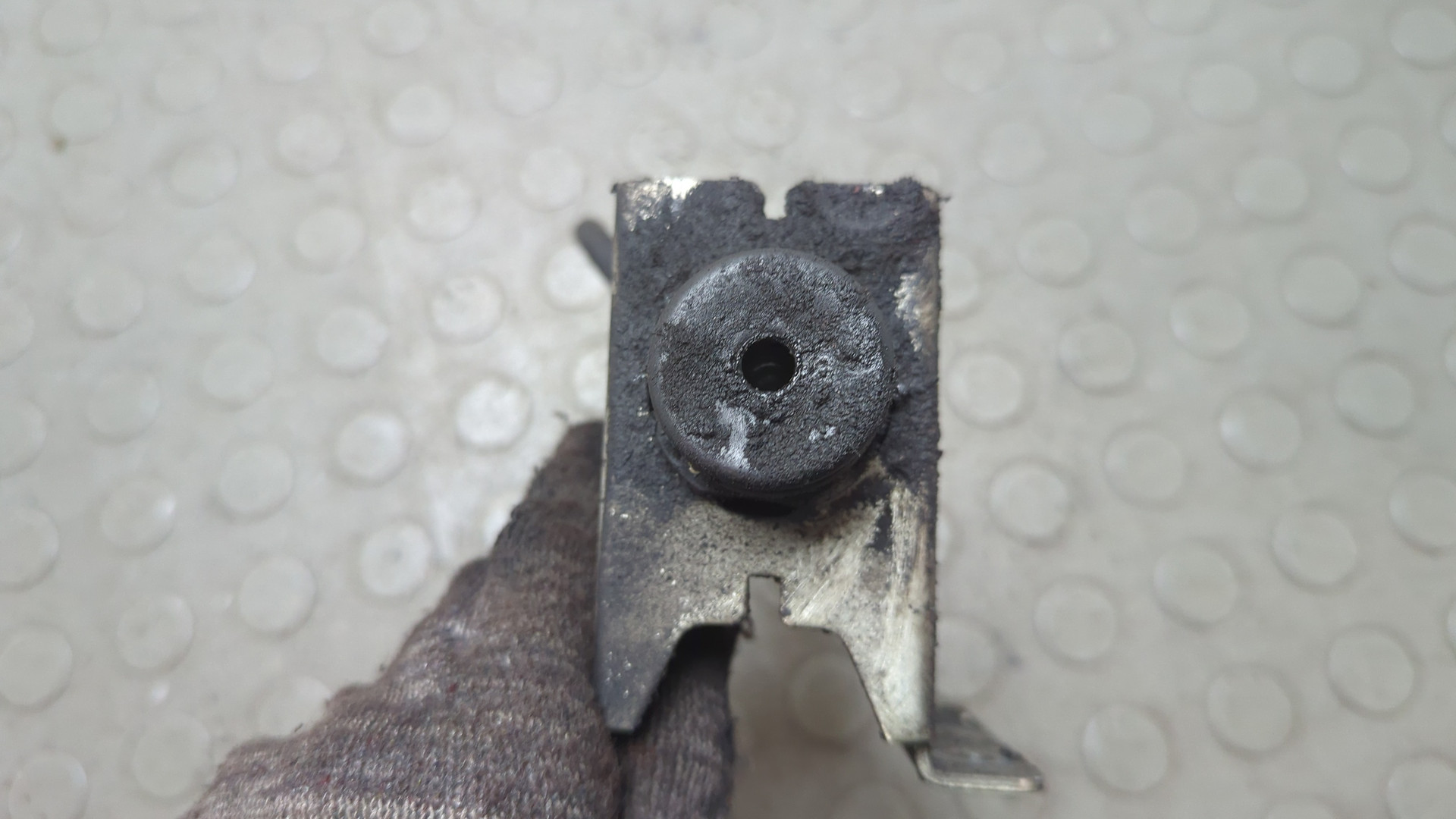 Цилиндр сцепления рабочий