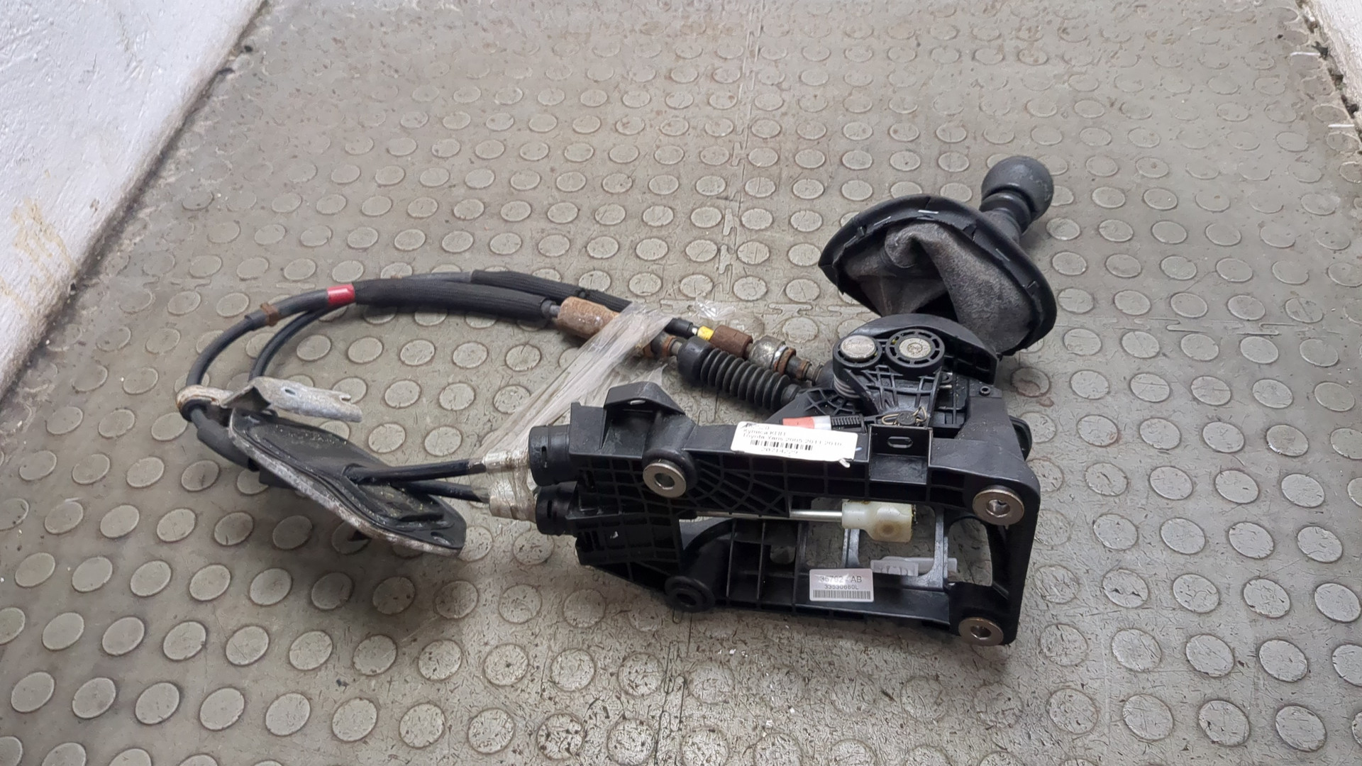 Кулиса МКПП / АКПП