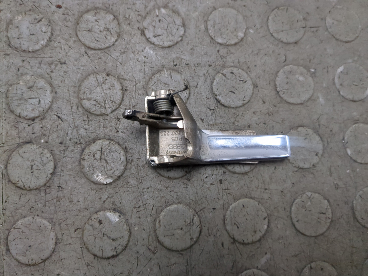 Ручка двери задней внутренняя правая