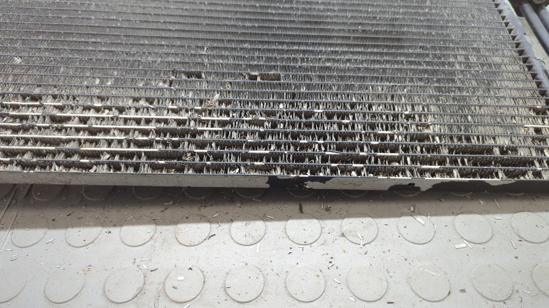 Радиатор кондиционера / конденсер