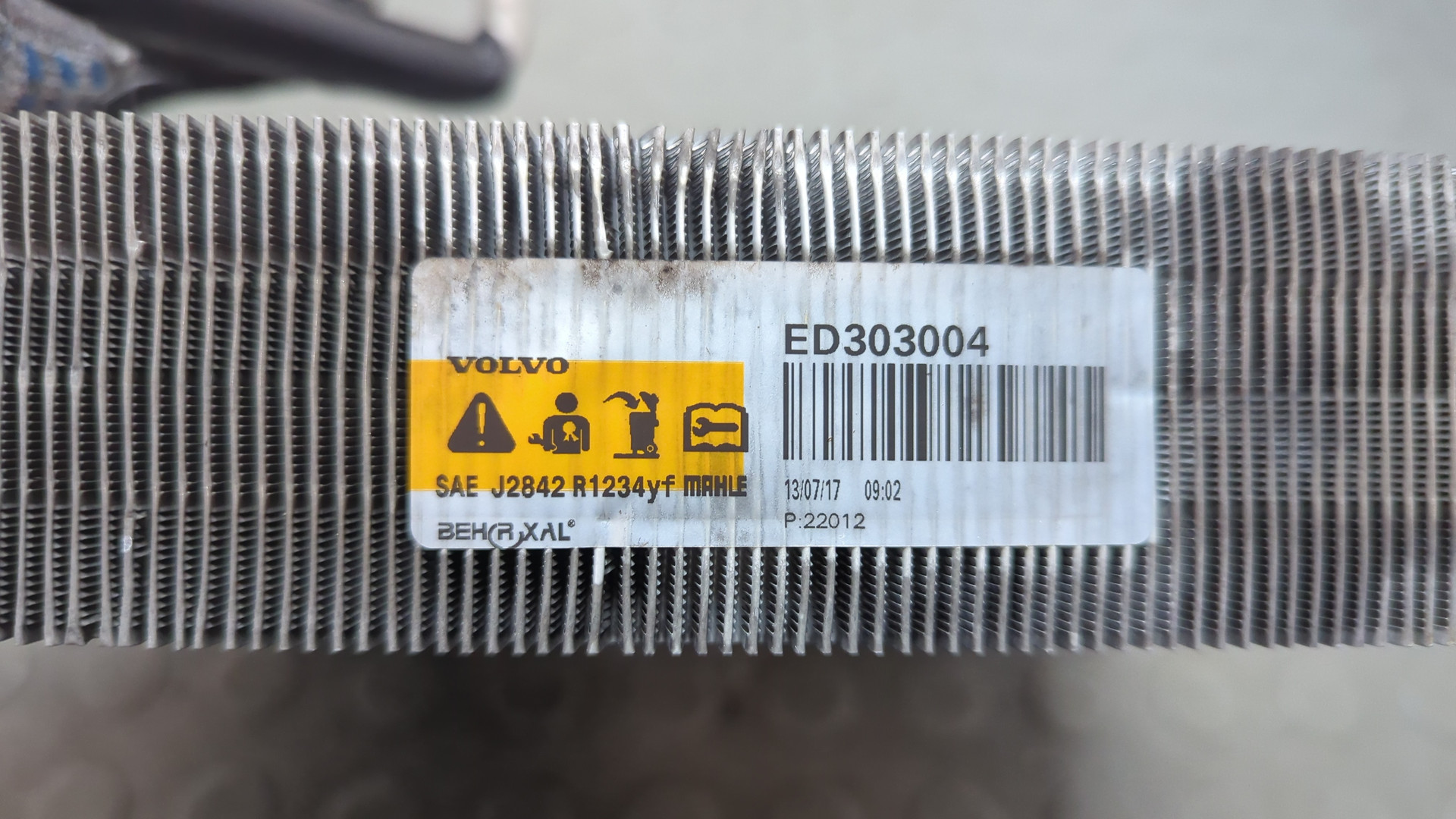 Радиатор кондиционера / конденсер