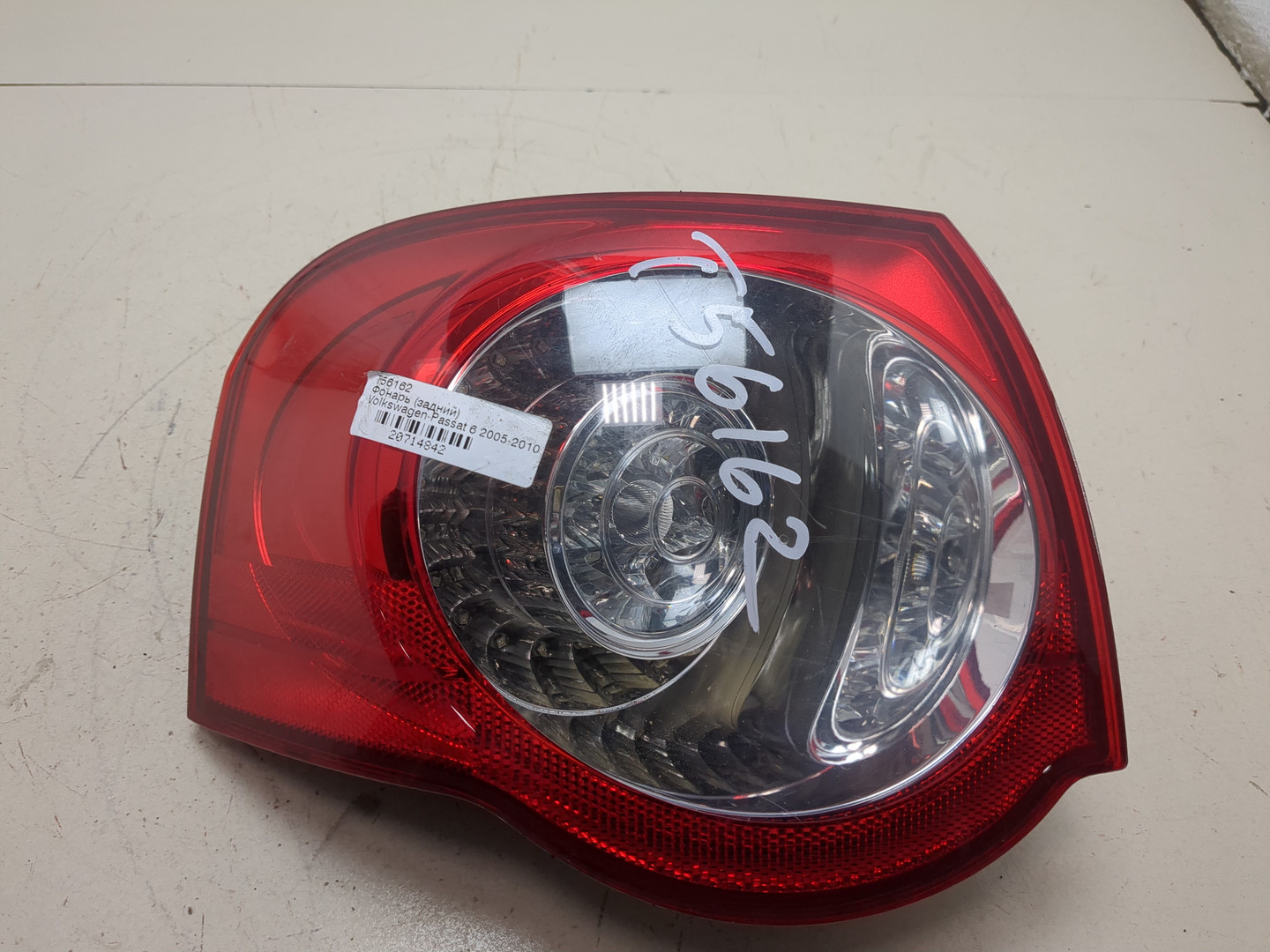 Фонарь задний левый