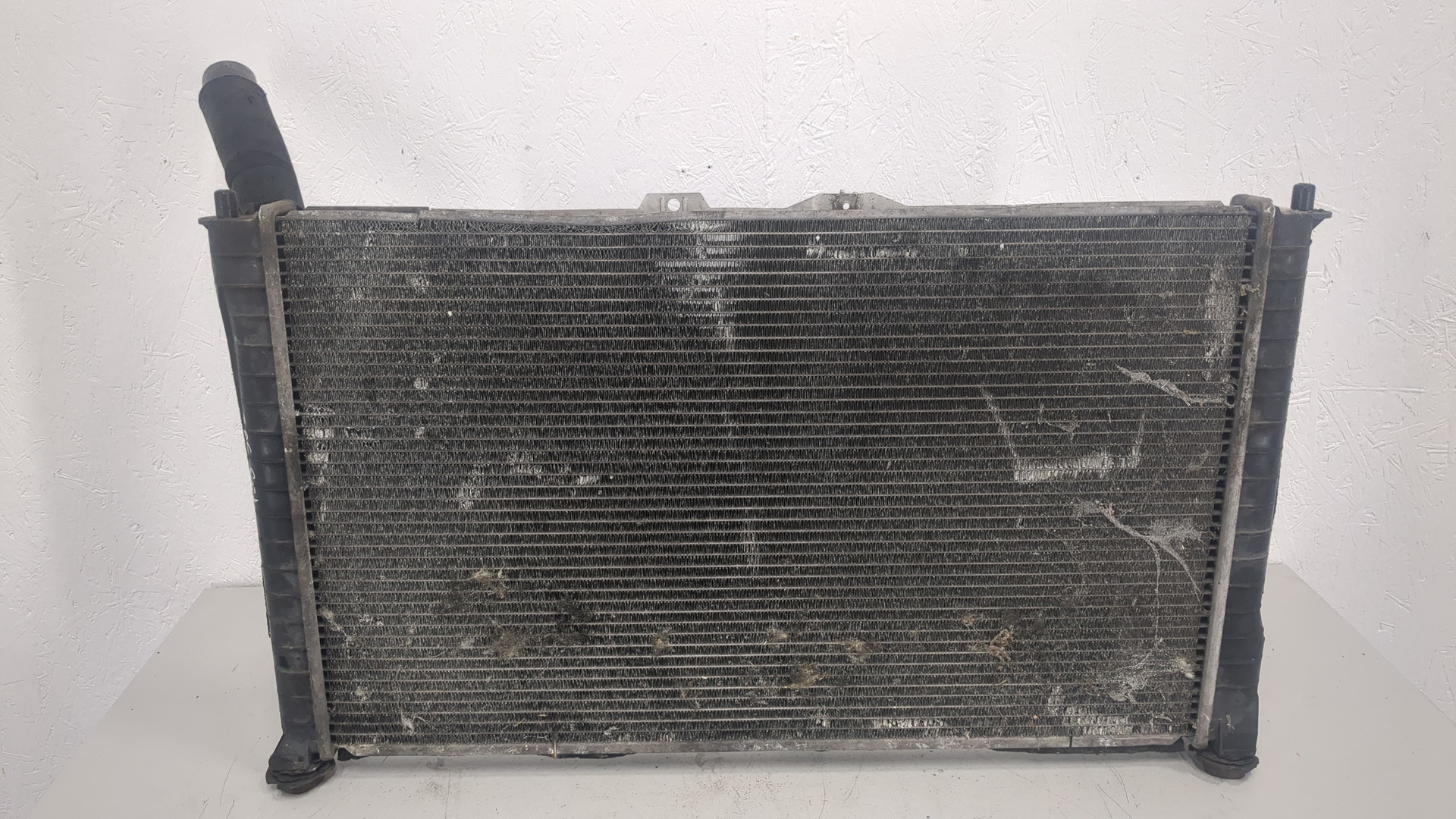 Радиатор охлаждения двигателя основной