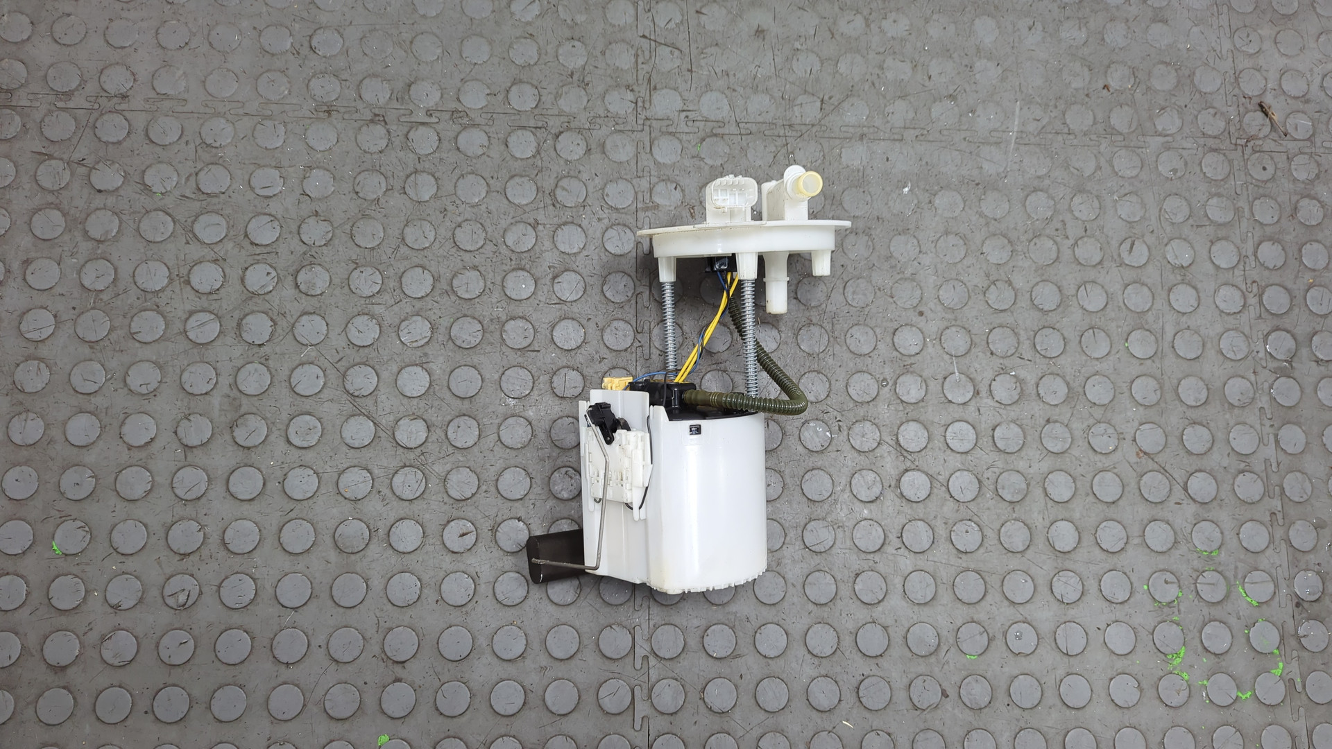 Насос топливный электрический