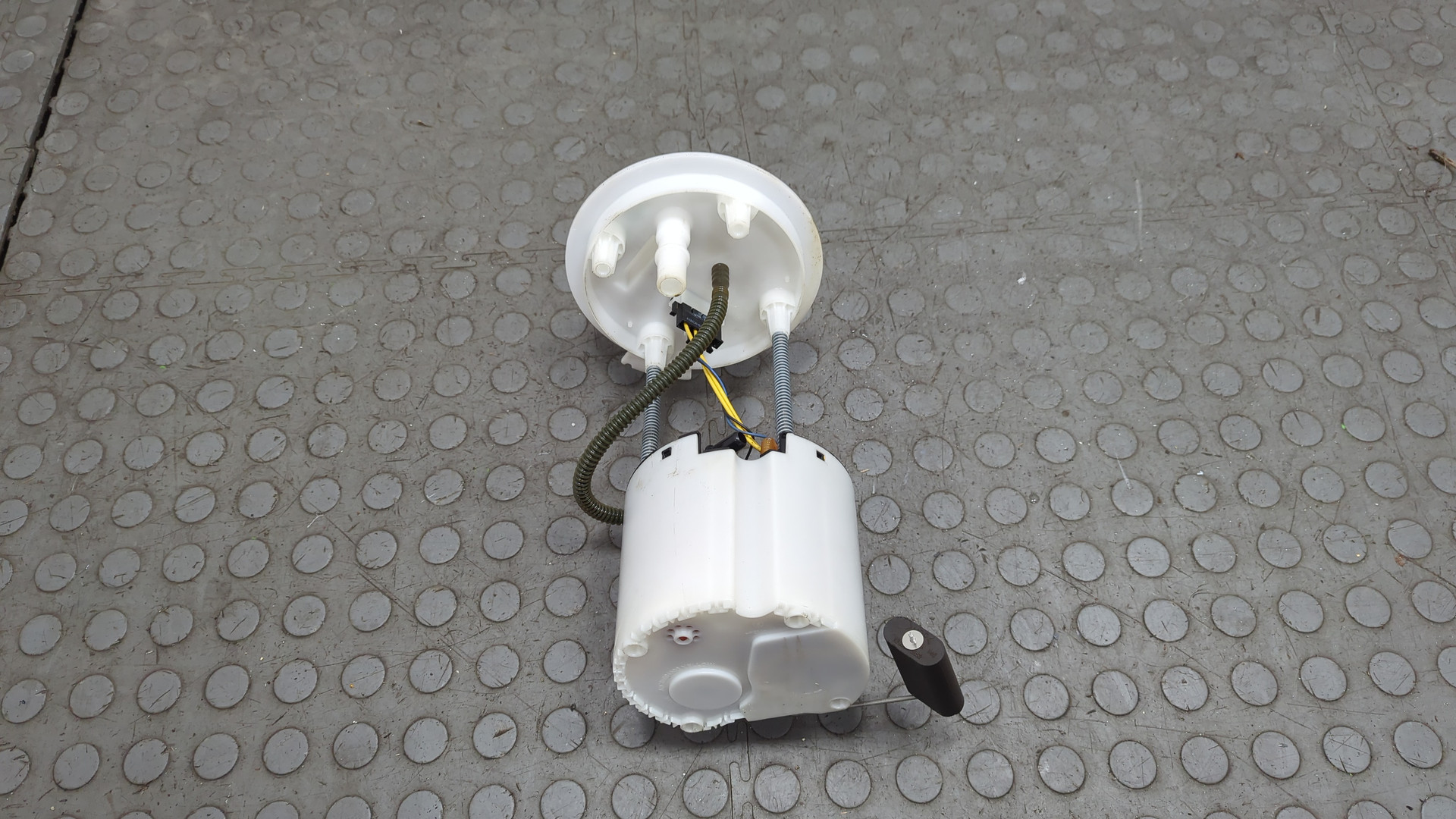 Насос топливный электрический