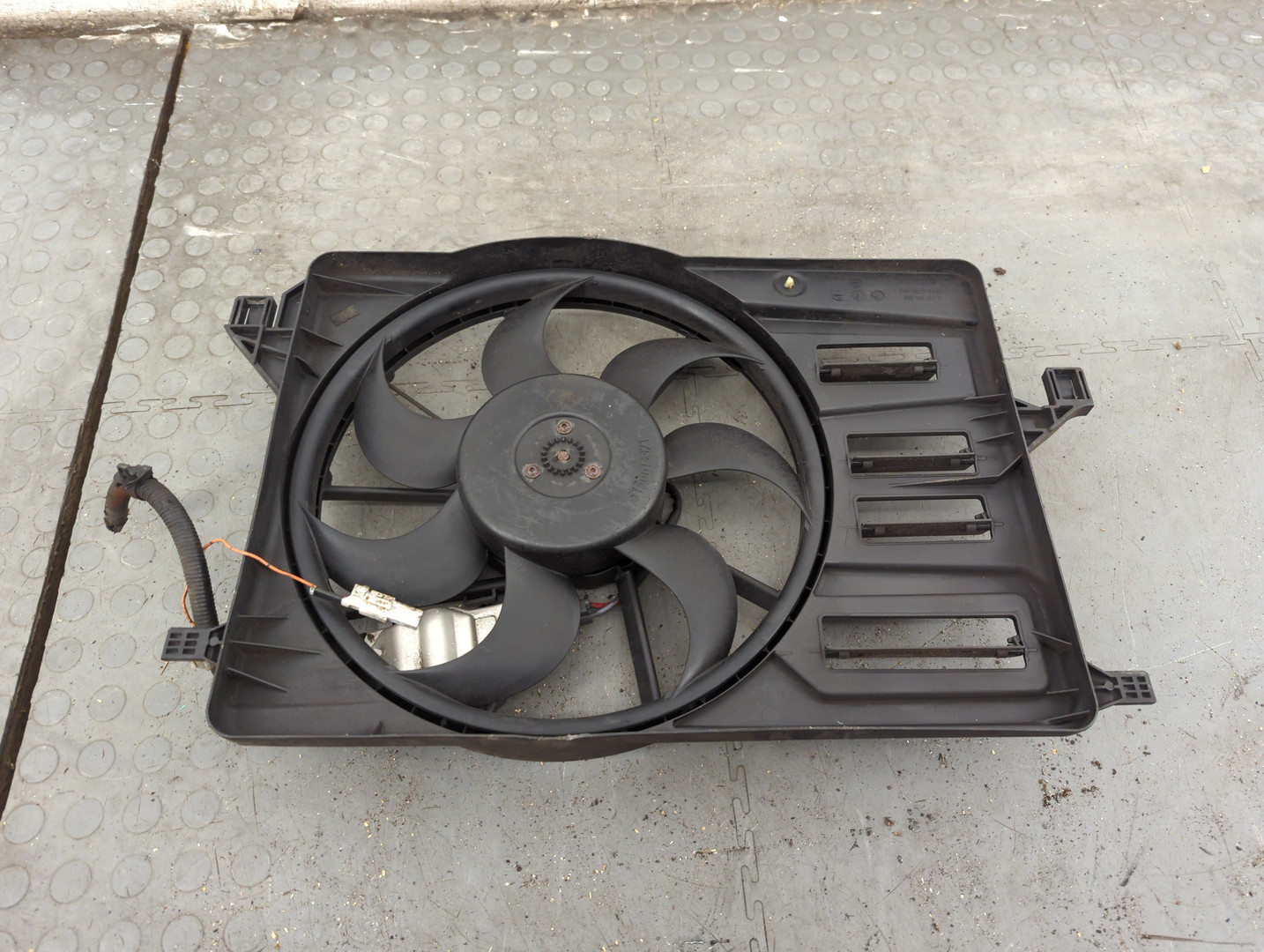 Вентилятор радиатора