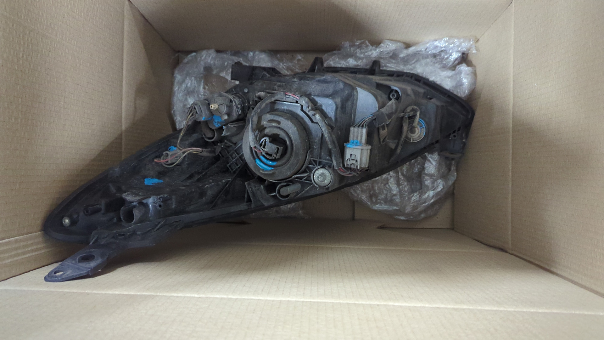 Фара правая