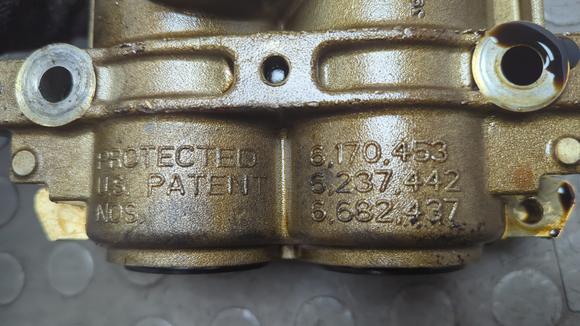 Насос масляный