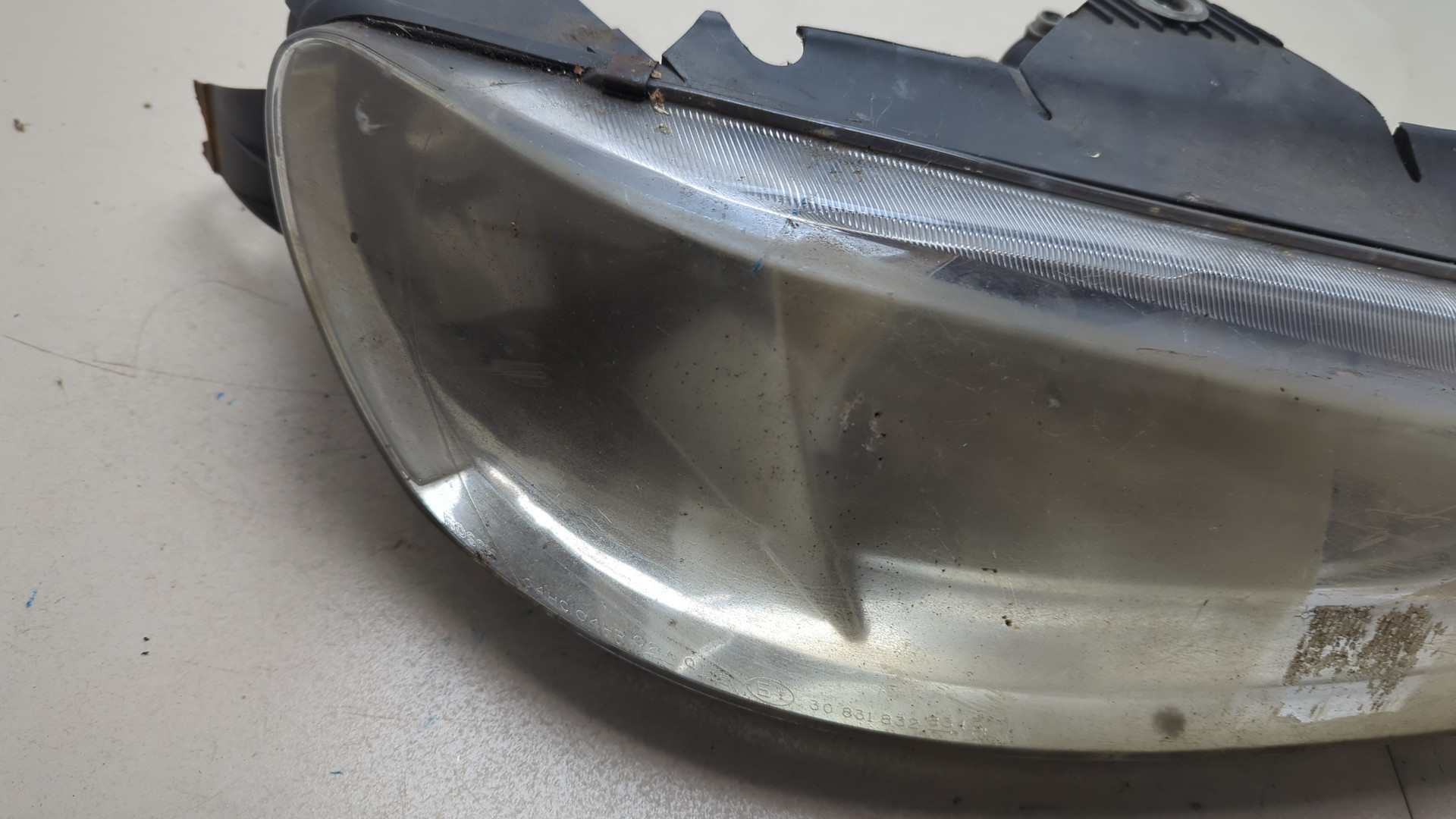 Фара правая