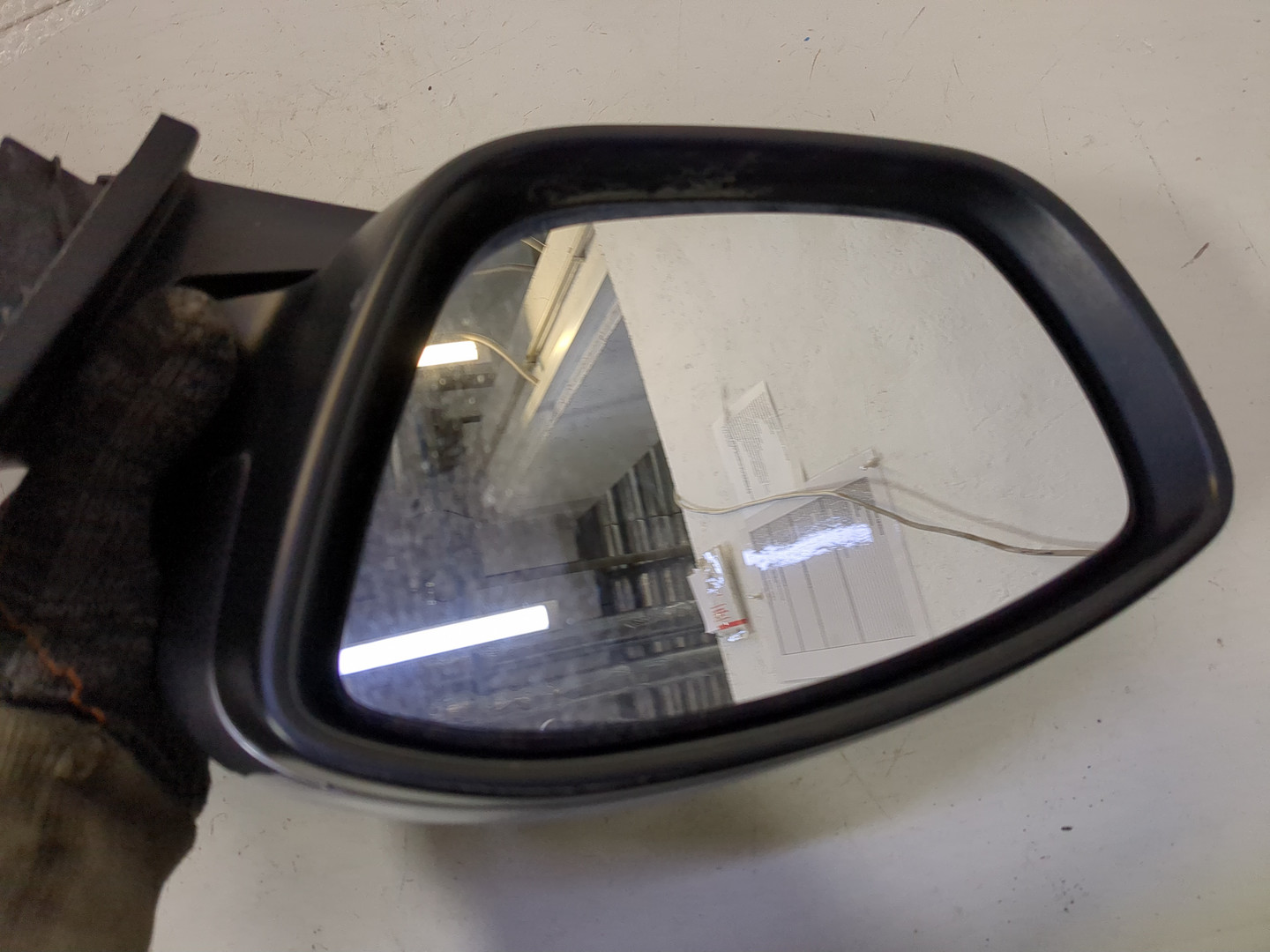 Зеркало левое электрическое