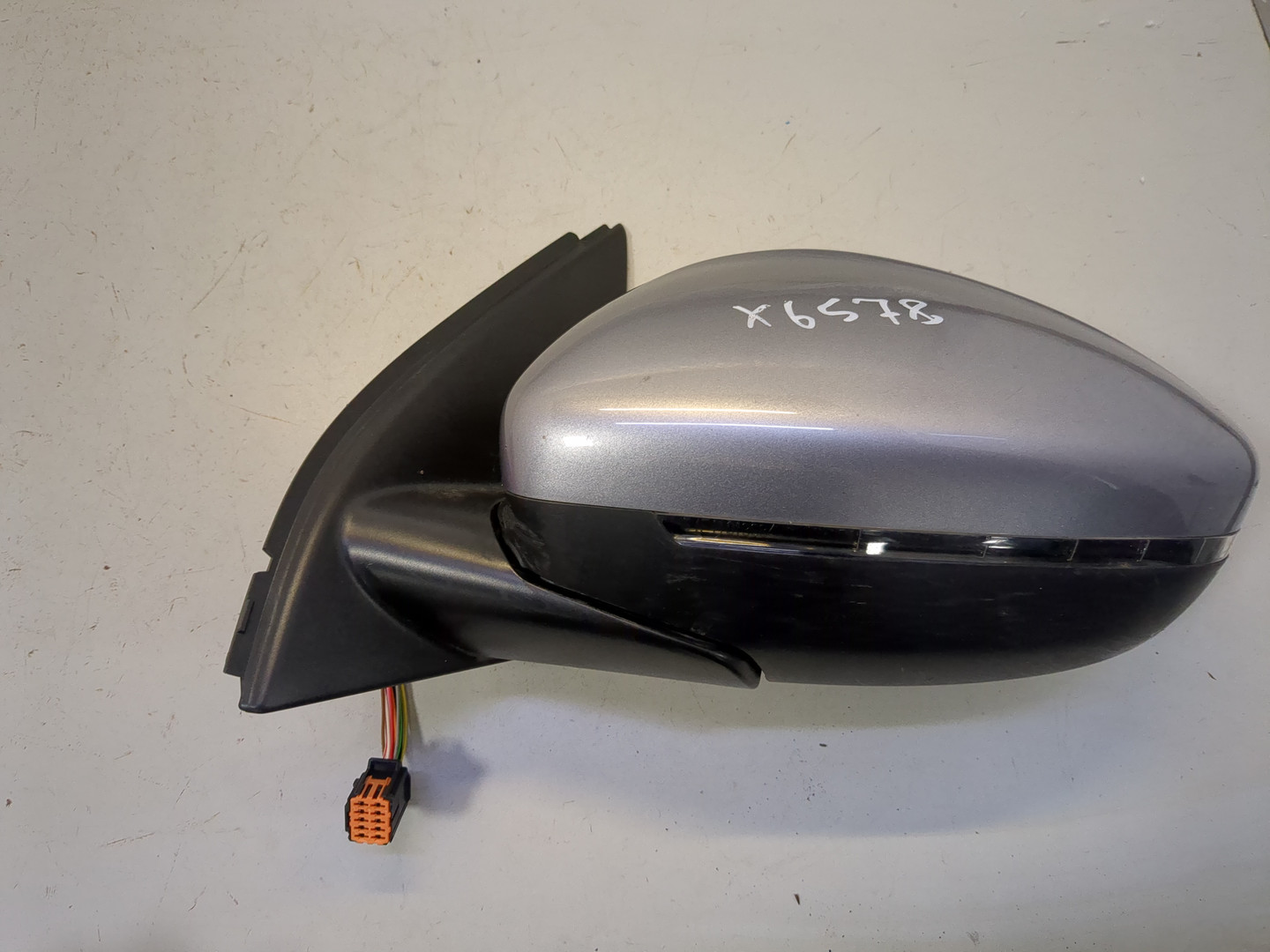 Зеркало левое электрическое