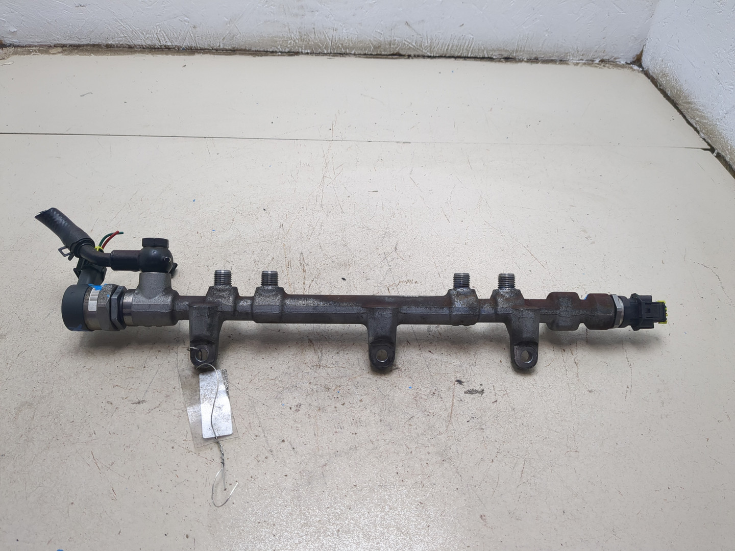 Рейка топливная (рампа)