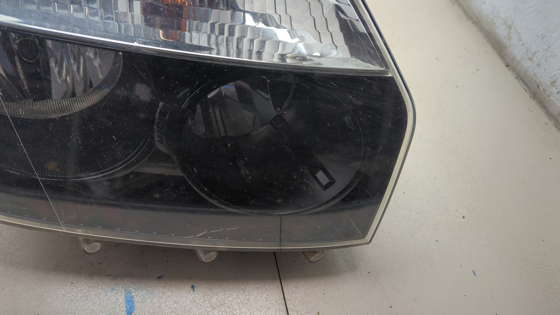 Фара правая